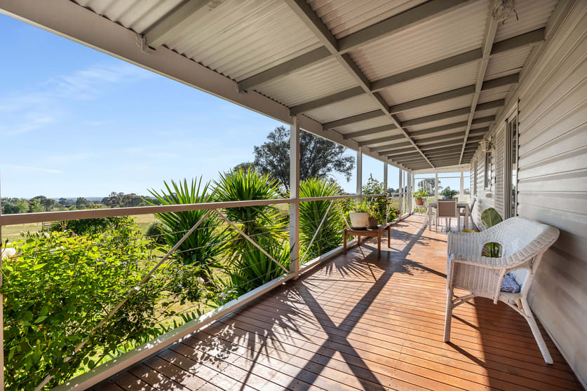 Click to view all images 121B Moss Road Cowra NSW 2794 - Image 2