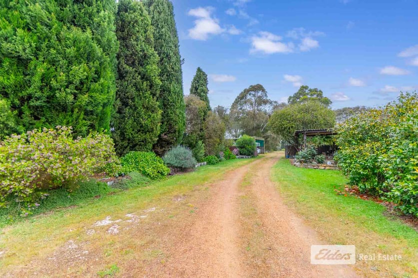 Click to view all images 249 Sturdee Road Mount Barker WA 6324 - Image 2