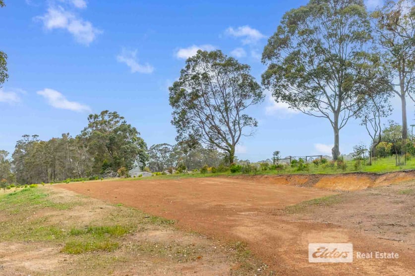 Click to view all images 103/234 Woodlands Road Porongurup WA 6324 - Image 3