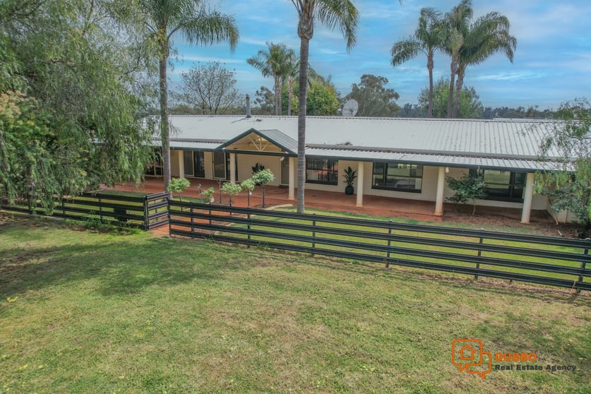 Click to view all images 113R Minore Road Dubbo NSW 2830 - Image 3