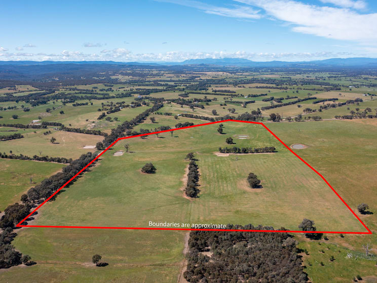 Click to view all images 00 Shannon Road Byawatha VIC 3678 - Image 2