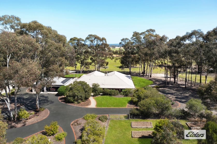 Click to view all images 79 Ralstons Lane Axedale VIC 3551 - Image 2