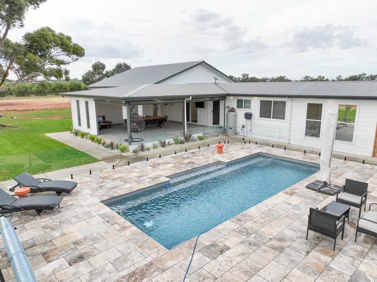 Click to view all images Yallamba South, 10R Dulcidene Road Terramungamine NSW 2830 - Image 1