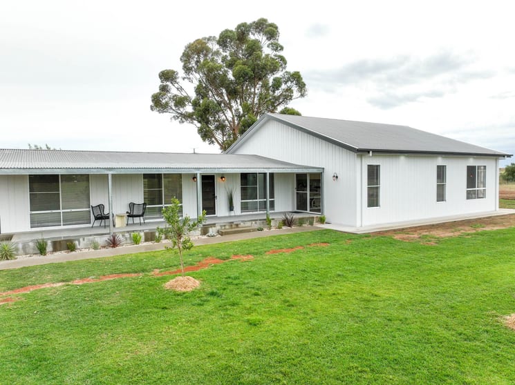 Click to view all images Yallamba South, 10R Dulcidene Road Terramungamine NSW 2830 - Image 2