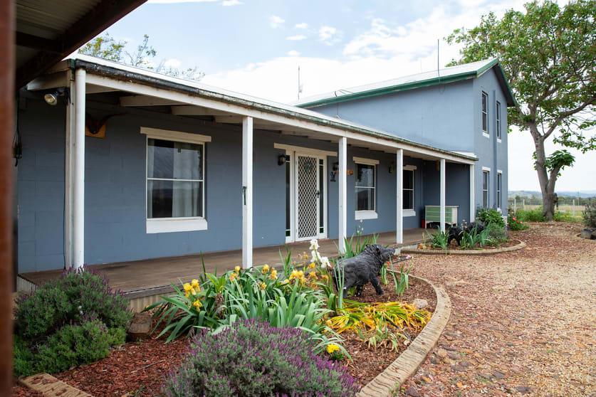 Click to view all images 43 Dowe Street Manilla NSW 2346 - Image 1