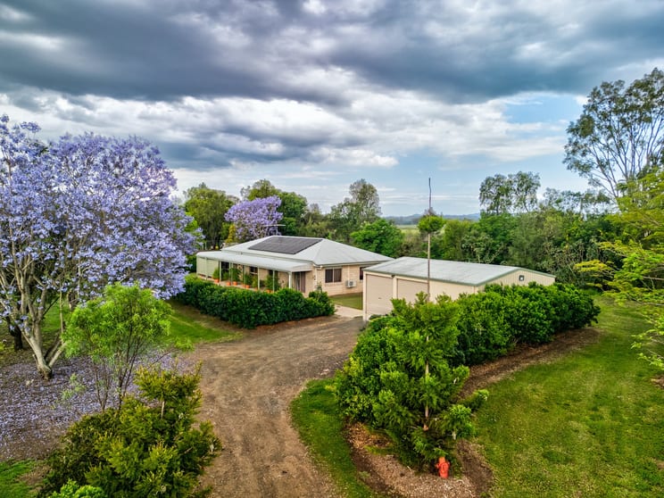 Click to view all images 8 Harm Road Forest Hill QLD 4342 - Image 1