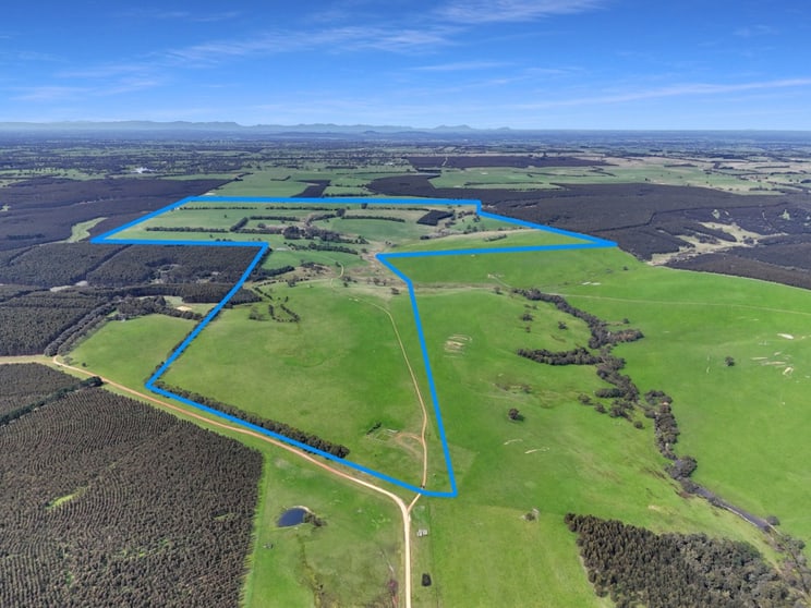 Click to view all images 72 Koch Road Nareen VIC 3315 - Image 2