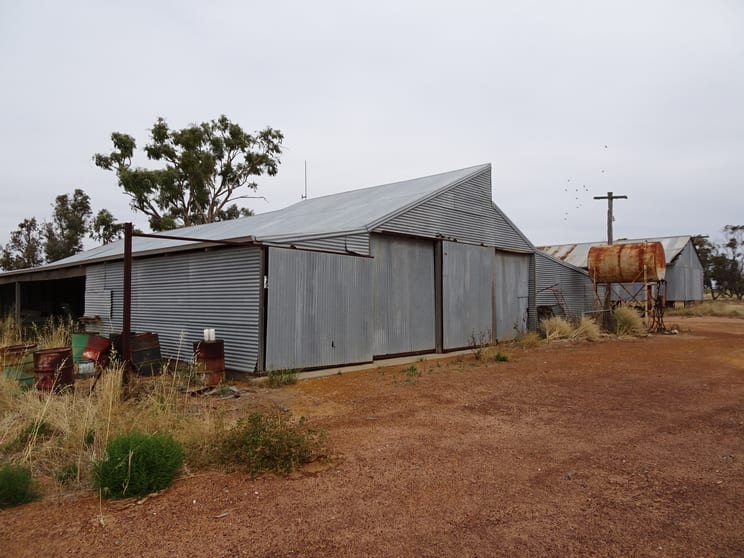 Click to view all images 1799 Nambadalling Road Corrigin WA 6375 - Image 3