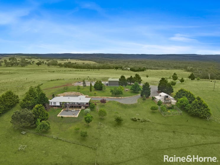 Click to view all images 1310 Caoura Road Tallong NSW 2579 - Image 3