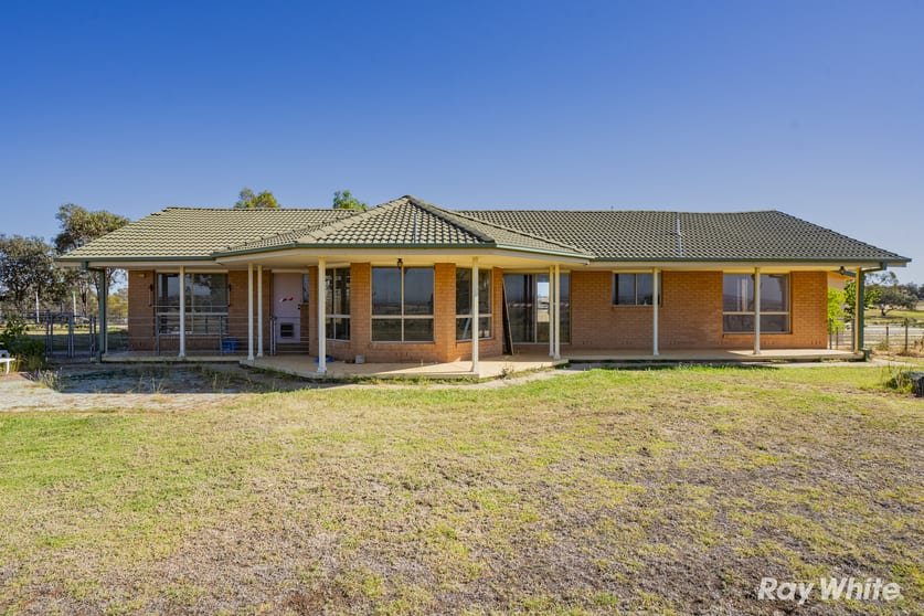 Click to view all images 1044 Marrar Rd Yathella NSW 2650 - Image 3