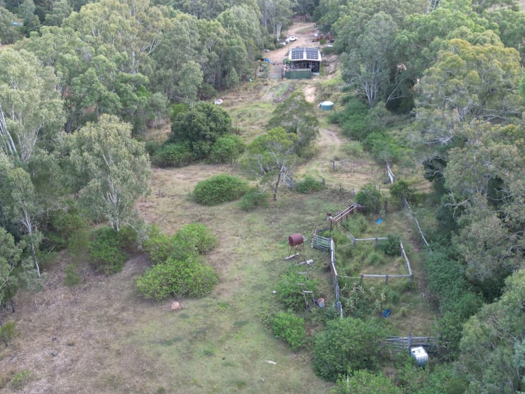 Click to view all images 34 Bellottis Road Murgon QLD 4605 - Image 3