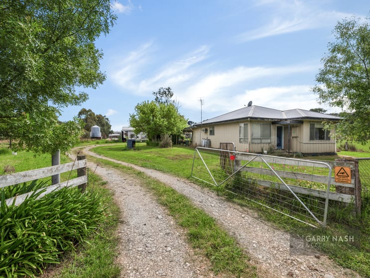 35 Murphys Lane Carboor VIC 3678 - Image 2