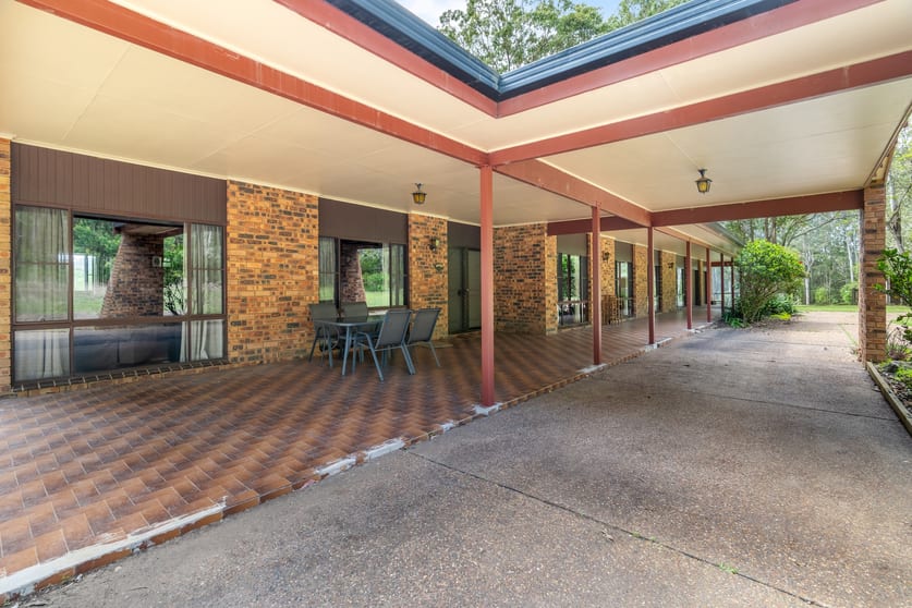 Click to view all images 310 Dicksons Road Jilliby NSW 2259 - Image 3