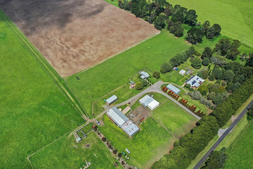 Click to view all images 308 Camerons Road Woolsthorpe VIC 3276 - Image 2
