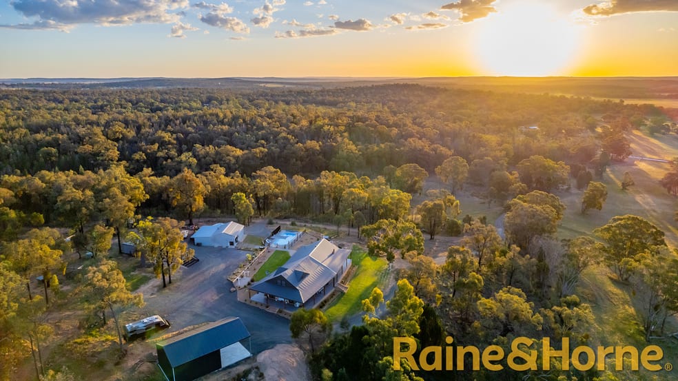 Click to view all images 65 Wattle Road Elong Elong NSW 2831 - Image 1