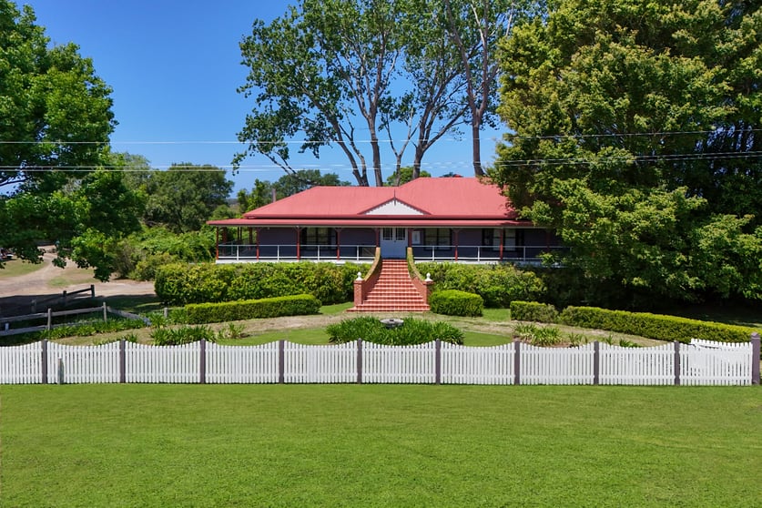 Click to view all images 119 Kinchela Creek Right Bank Road Kinchela NSW 2440 - Image 2