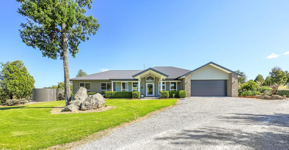 Click to view all images 403 Woonooka Road Tamworth NSW 2340 - Image 2