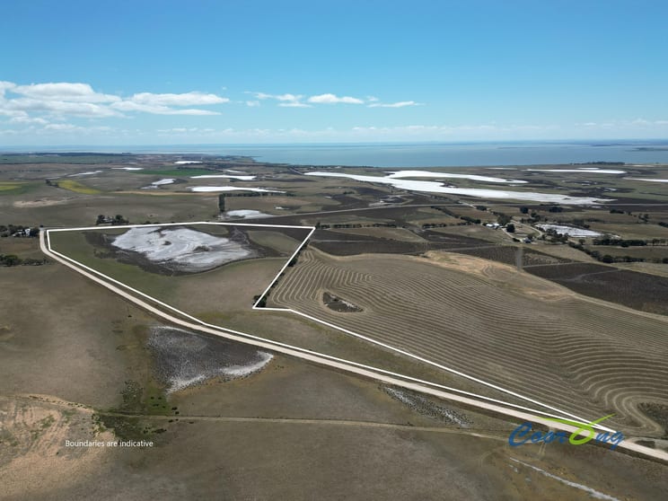 Click to view all images 1 Princes Highway Ashville SA 5259 - Image 1