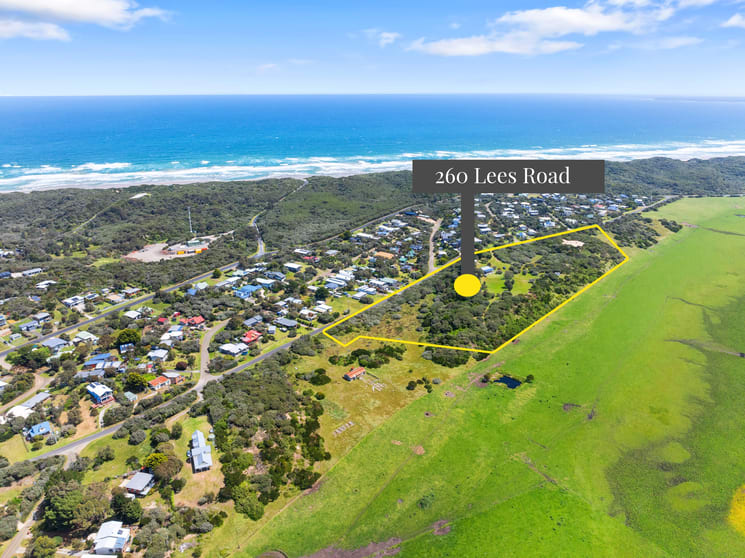 Click to view all images 260 Lees Road Venus Bay VIC 3956 - Image 1