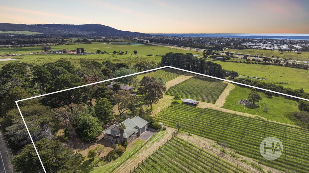Click to view all images 187 Nepean Highway Dromana VIC 3936 - Image 1