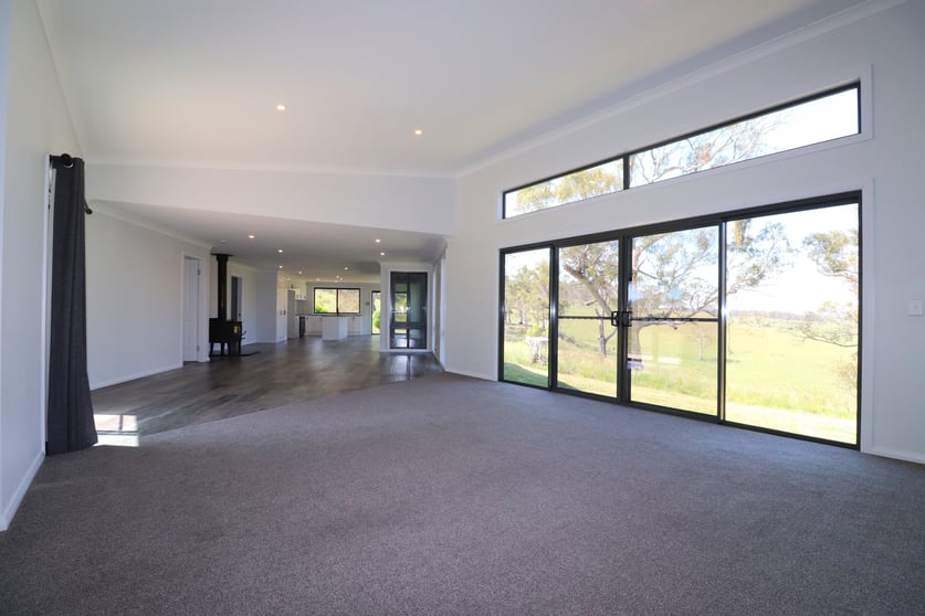 Click to view all images 51 Sharman Road Glen Innes NSW 2370 - Image 2