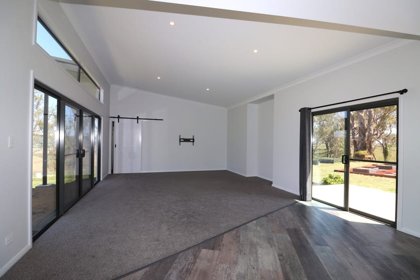 Click to view all images 51 Sharman Road Glen Innes NSW 2370 - Image 3