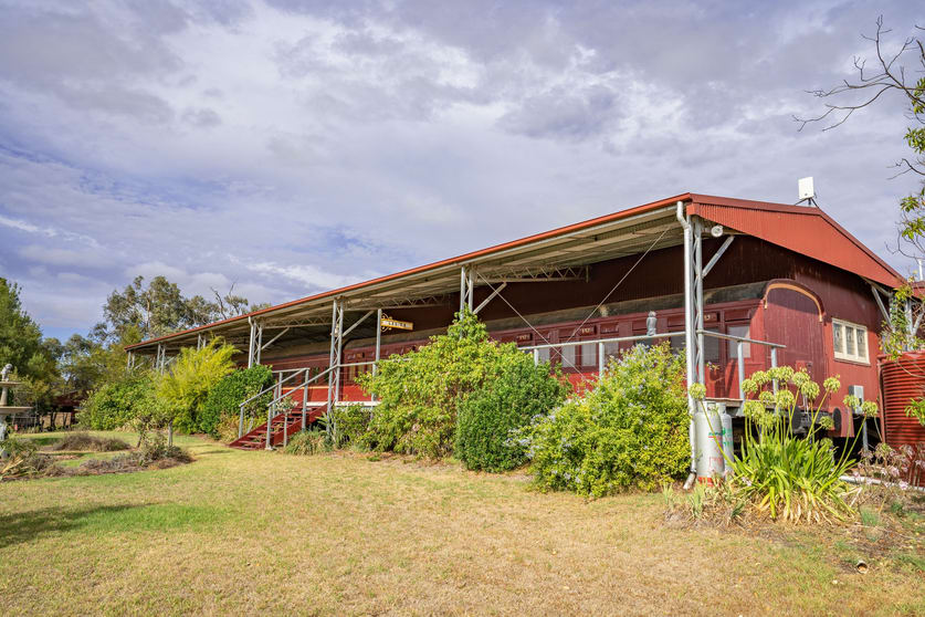 Click to view all images 264 Conimbla Road Cowra NSW 2794 - Image 1