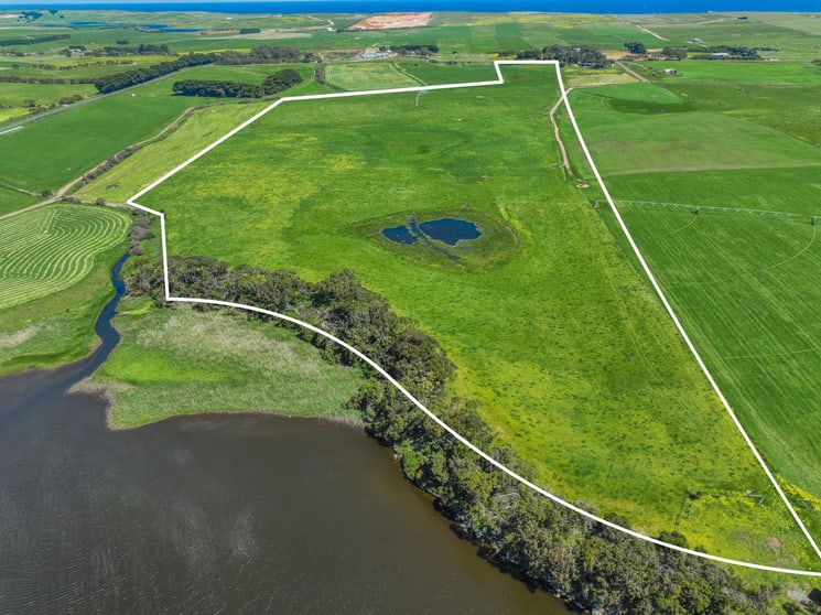 Click to view all images 645 Hopkins Point Road Warrnambool VIC 3280 - Image 1