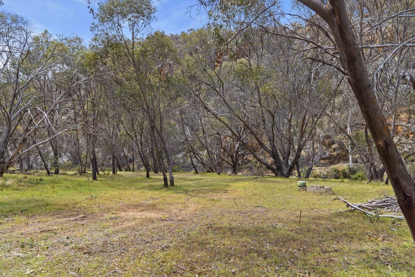 Click to view all images 944 Jones Plains Road Shannons Flat NSW 2630 - Image 3