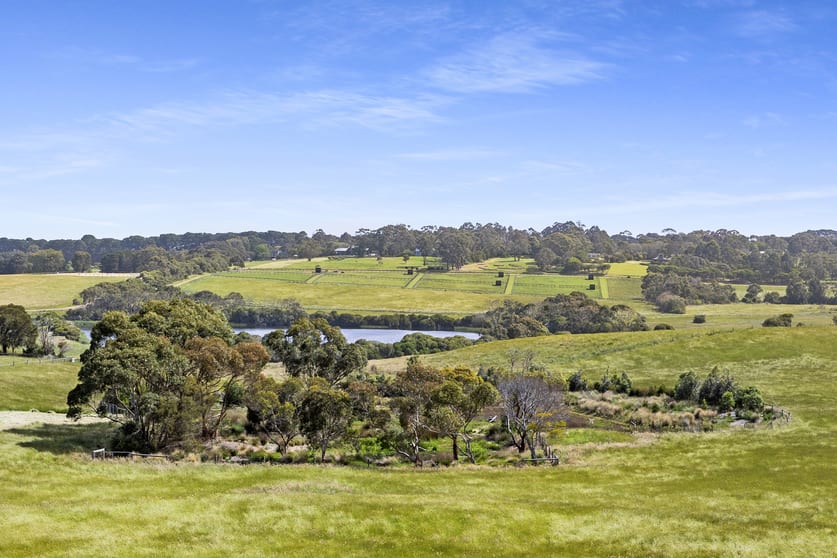 Click to view all images 2090 Mornington-Flinders Road Flinders VIC 3929 - Image 2