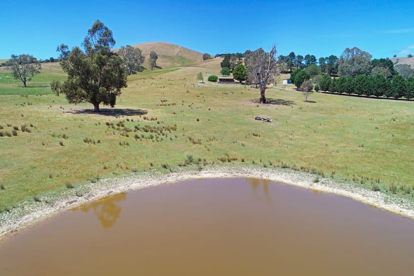 Click to view all images 19 Prowd Lane Bonnie Doon VIC 3720 - Image 2