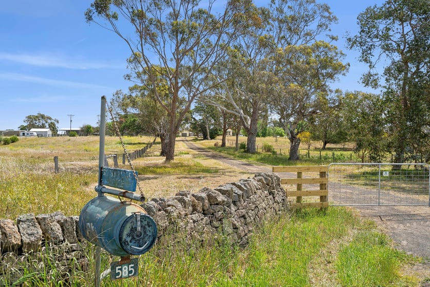 585 Wool Wool Road Wool Wool VIC 3249 - Image 2