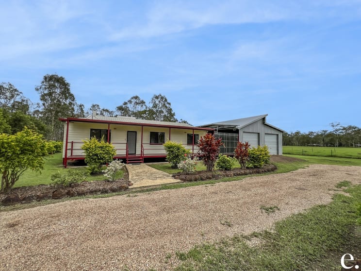 Click to view all images 224 Jacaranda Drive Millstream QLD 4888 - Image 3