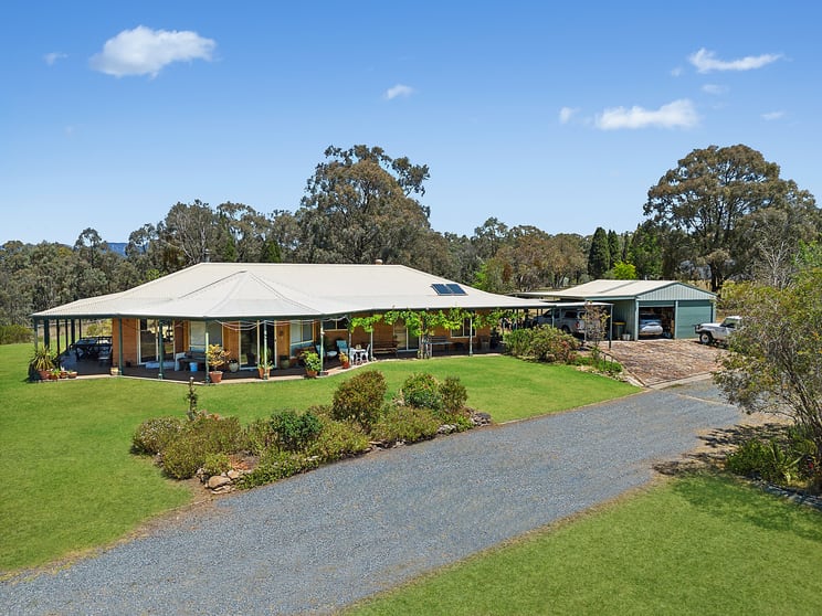 Click to view all images 121 Port Macquarie Road Rylstone NSW 2849 - Image 1