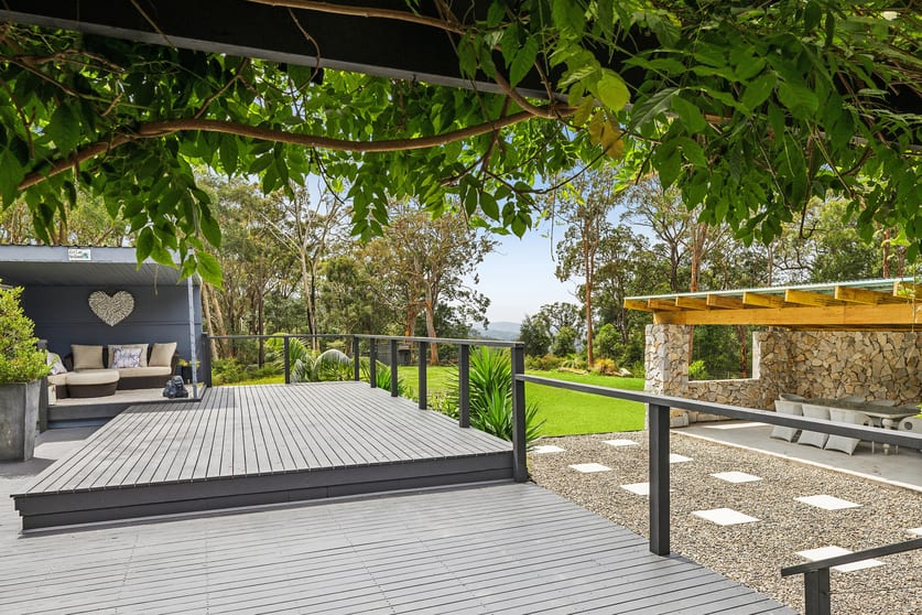 Click to view all images 25 Kadija Close Ourimbah NSW 2258 - Image 2