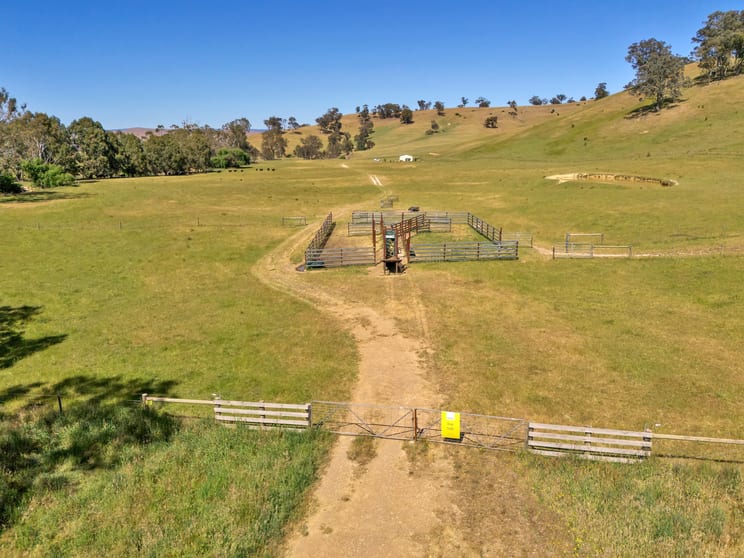 Click to view all images 69 Parsons Road Fawcett VIC 3714 - Image 1