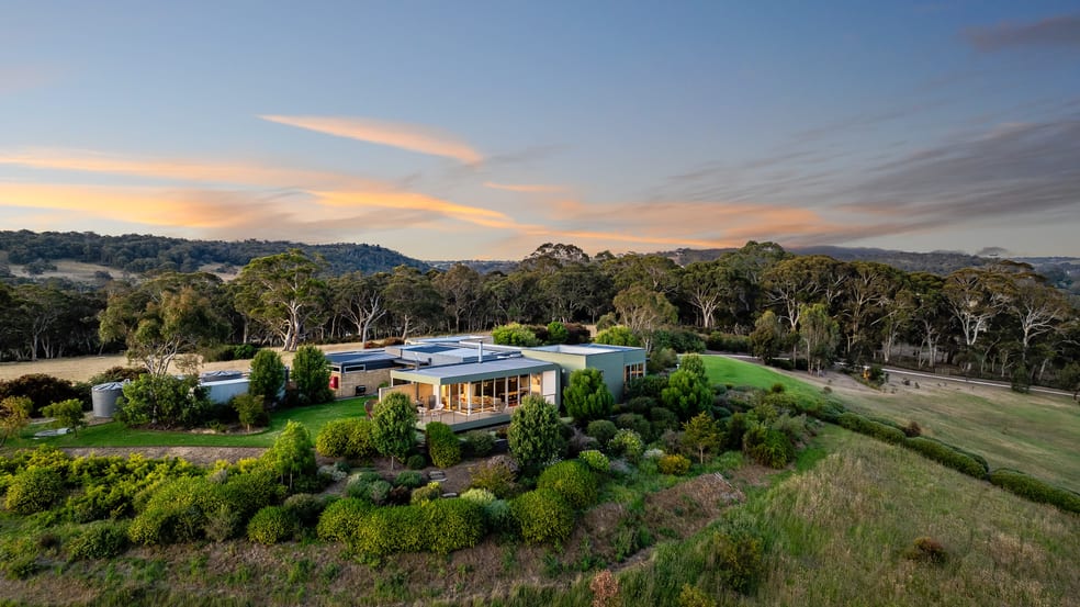 Click to view all images 104 Davis Road Macclesfield SA 5153 - Image 2