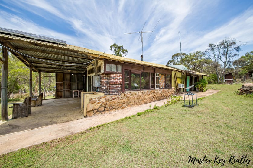 Click to view all images 691 Shellytop Road Durong QLD 4610 - Image 2