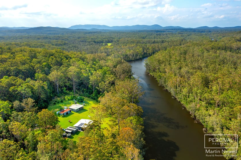Click to view all images 5120 Pacific Highway Herons Creek NSW 2439 - Image 3