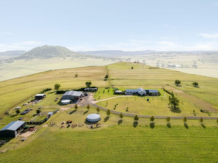 Click to view all images 280 Greenmount-Etonvale Road Greenmount QLD 4359 - Image 1