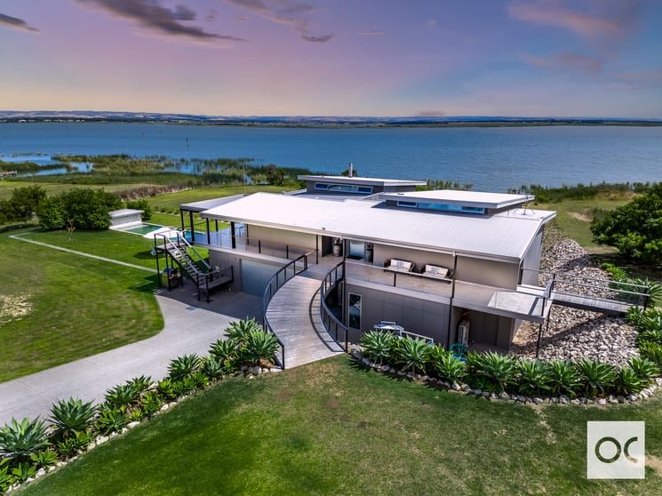 Click to view all images 465 Randell Road Hindmarsh Island SA 5214 - Image 2