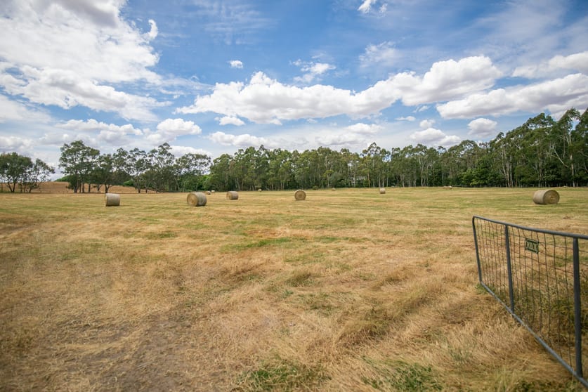 22 Clisby Road Oakbank SA 5243 - Image 3
