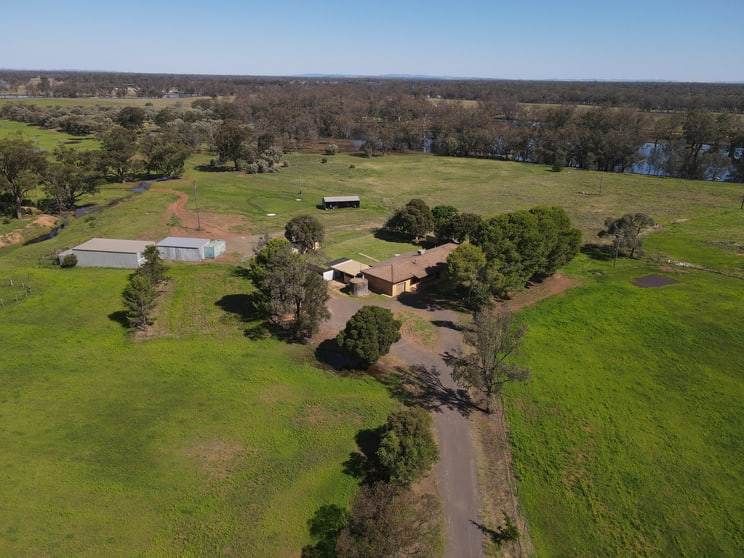 Click to view all images "Bagadanara" 520 Newell Highway Forbes NSW 2871 - Image 1