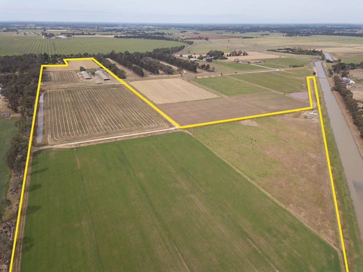 Click to view all images 1000 Finlay Road Kyabram VIC 3620 - Image 2