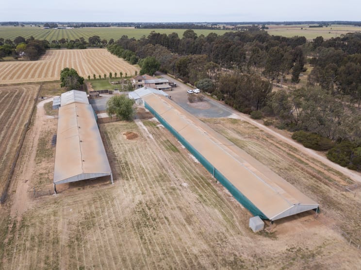 Click to view all images 1000 Finlay Road Kyabram VIC 3620 - Image 3