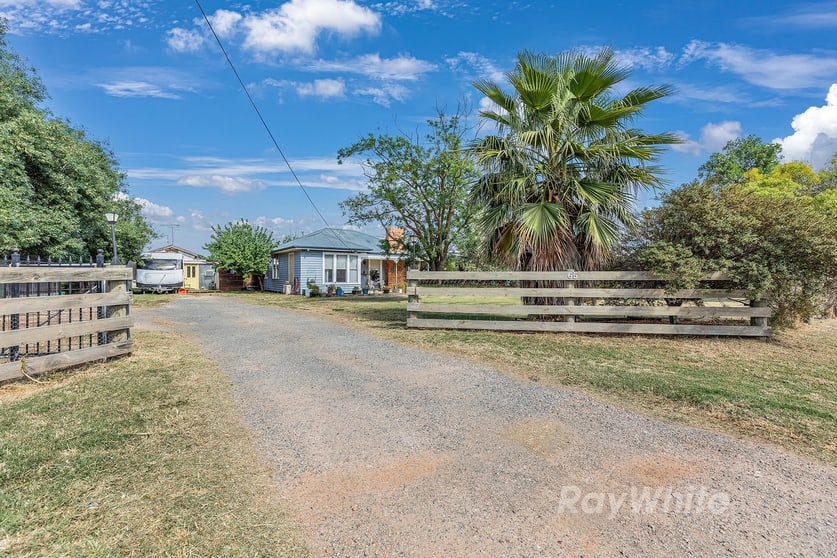 Click to view all images 65 Christie Road Fairy Dell VIC 3561 - Image 3
