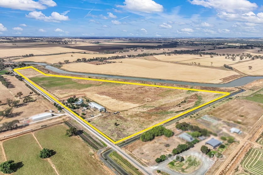 Click to view all images 65 Christie Road Fairy Dell VIC 3561 - Image 2