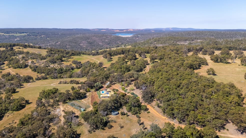 Click to view all images 159 Whittakers Road North Dandalup WA 6207 - Image 3