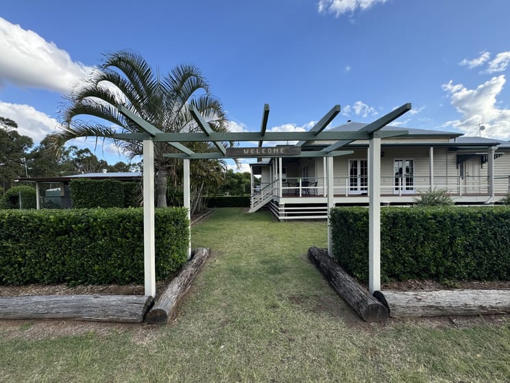 Click to view all images 598 Recreation Drive Wooroolin QLD 4608 - Image 3