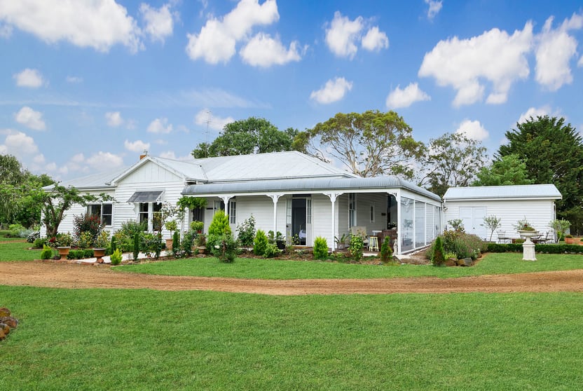 Click to view all images 153 Wickham Road Woolsthorpe VIC 3276 - Image 1